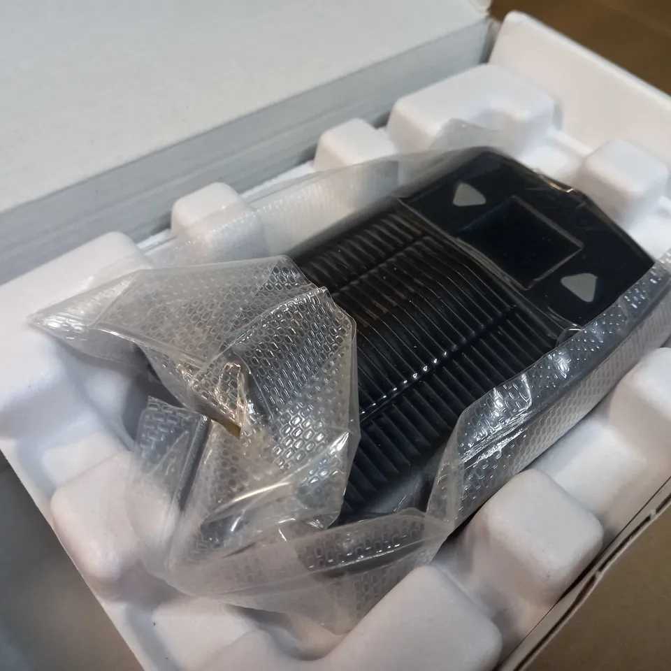 PACKAGED STORZ & BICKEL INHALE THE DIFFERENCE