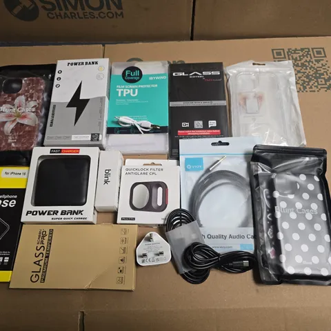 LOT OF ASSORTED MOBILE PHONE ACCESSORIES TO INCLUDE CASES, SCREEN PROTECTORS AND CHARGERS