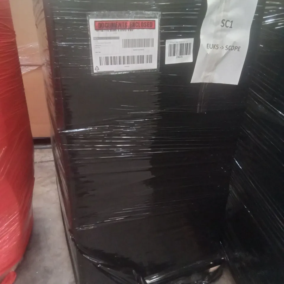 PALLET OF 6 BOXES CONTAINING ASSORTED BOOKS
