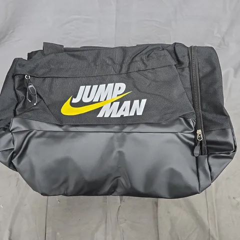 NIKE GYM BAG