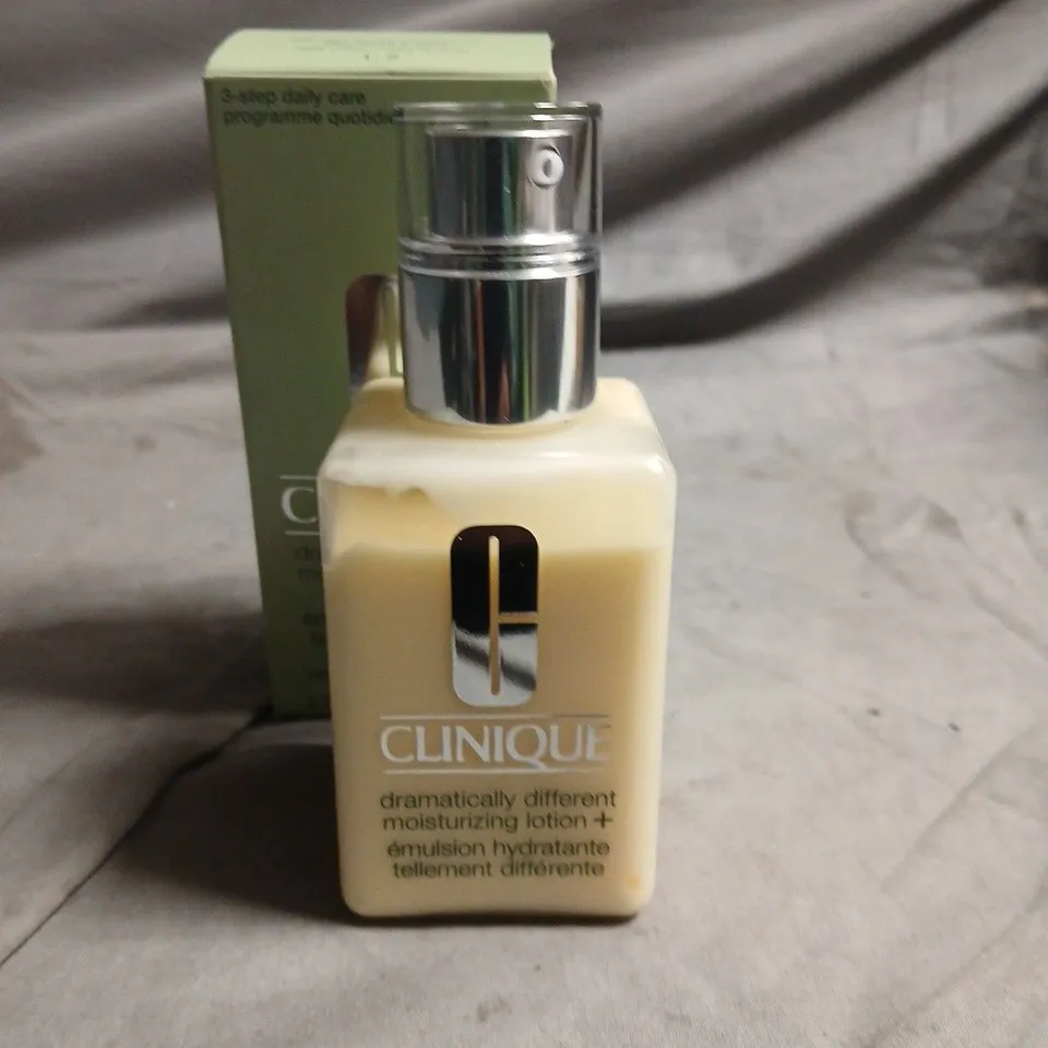 CLINIQUE DRAMATICALLY DIFFERENT MOISTURISING LOTION+ 125ML
