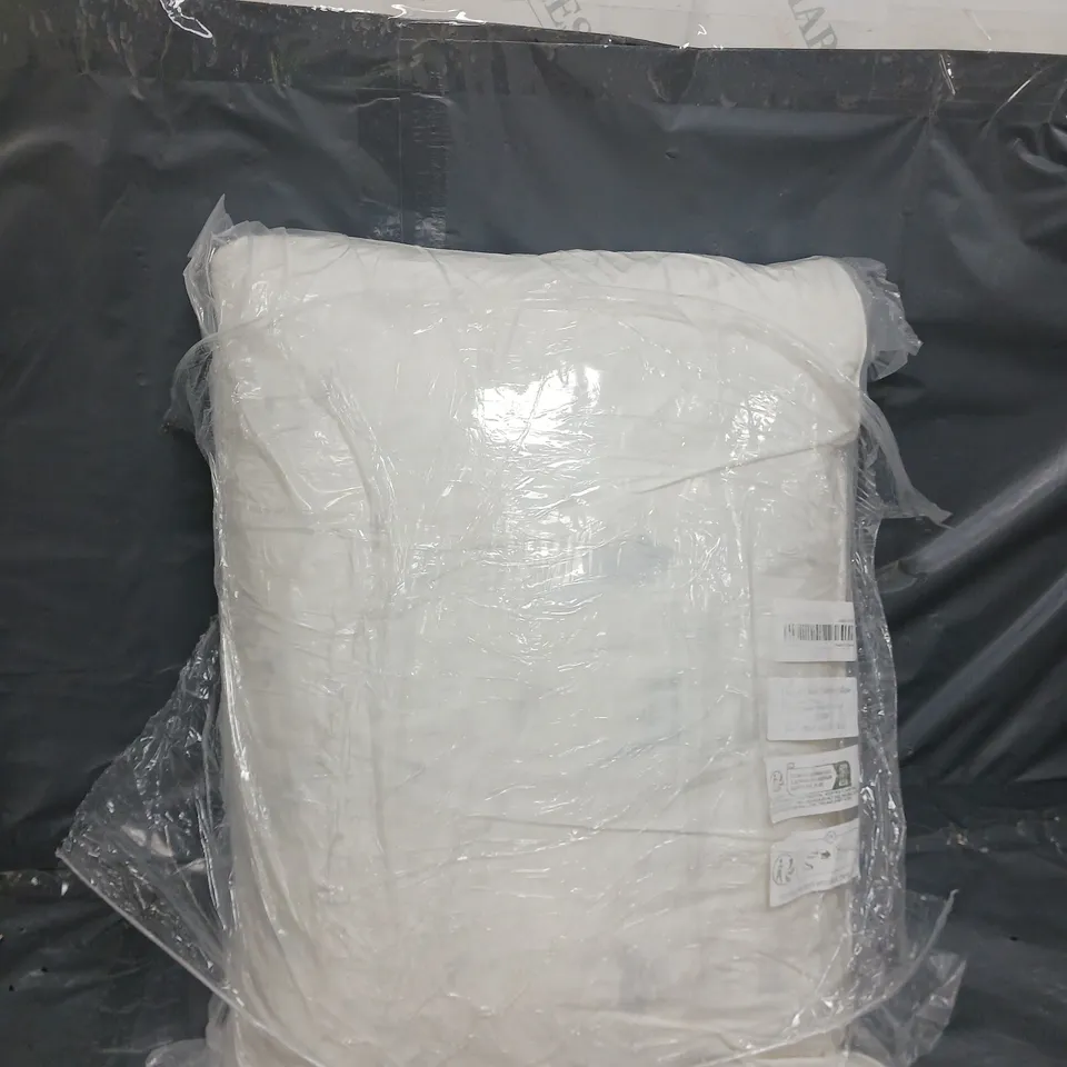 GOOSE DOWN FEATHER PILLOW 