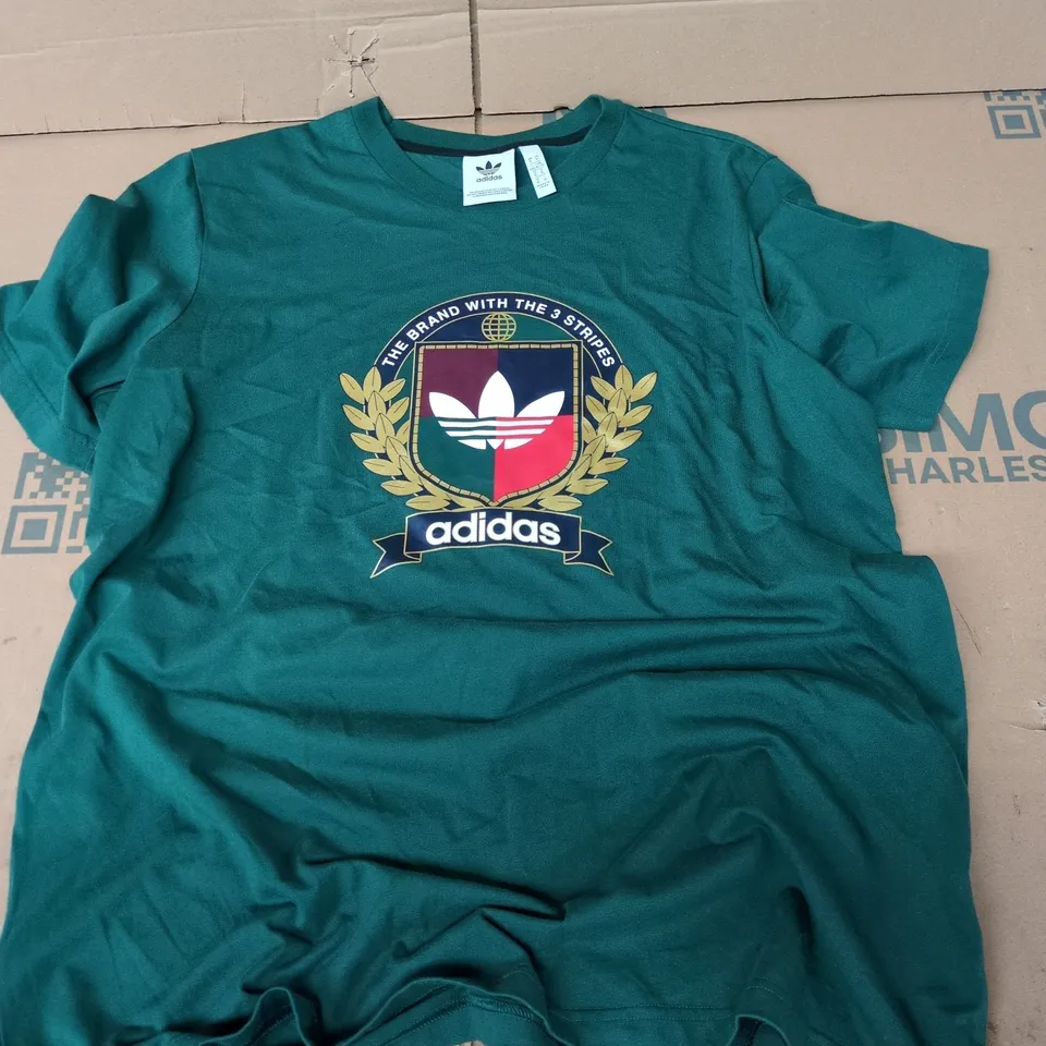 ADIDAS THE BRAND WITH 3 STRIPES TEE IN GREEN - UK XL