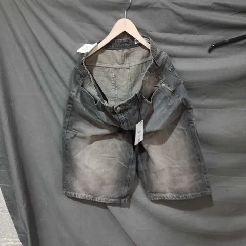BERSHKA DENIM SHORTS, GREY WASH, UK 36 (EU 46) – MEN'S