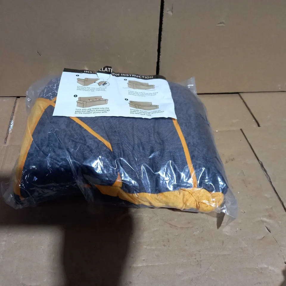 SOFA COVER/PROTECTOR 