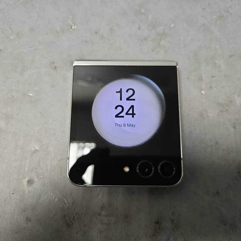 SAMSUNG GALAXY Z FLIP 5 