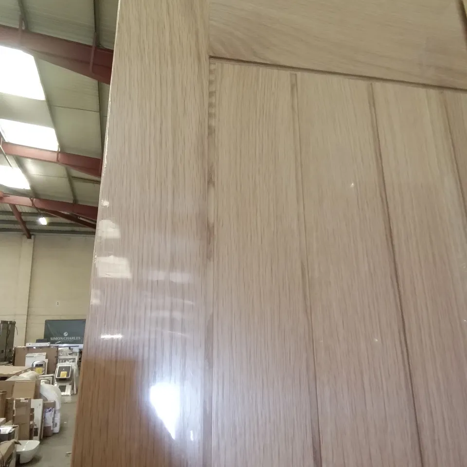 PACKAGED GEOM 762MM X 1981MM COTTAGE OAK VENEER INTERNAL DOOR DOOR
