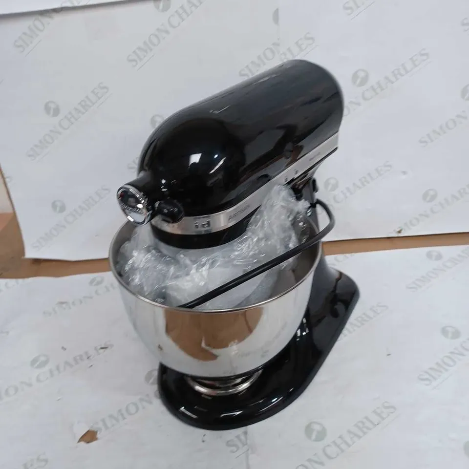 KITCHEN AID ELECTRIC WHISK 