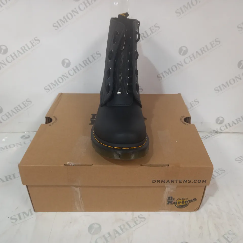 BOXED PAIR OF DR MARTENS 1460 PASCAL FRONT ZIP ANKLE BOOTS IN BLACK UK SIZE 8