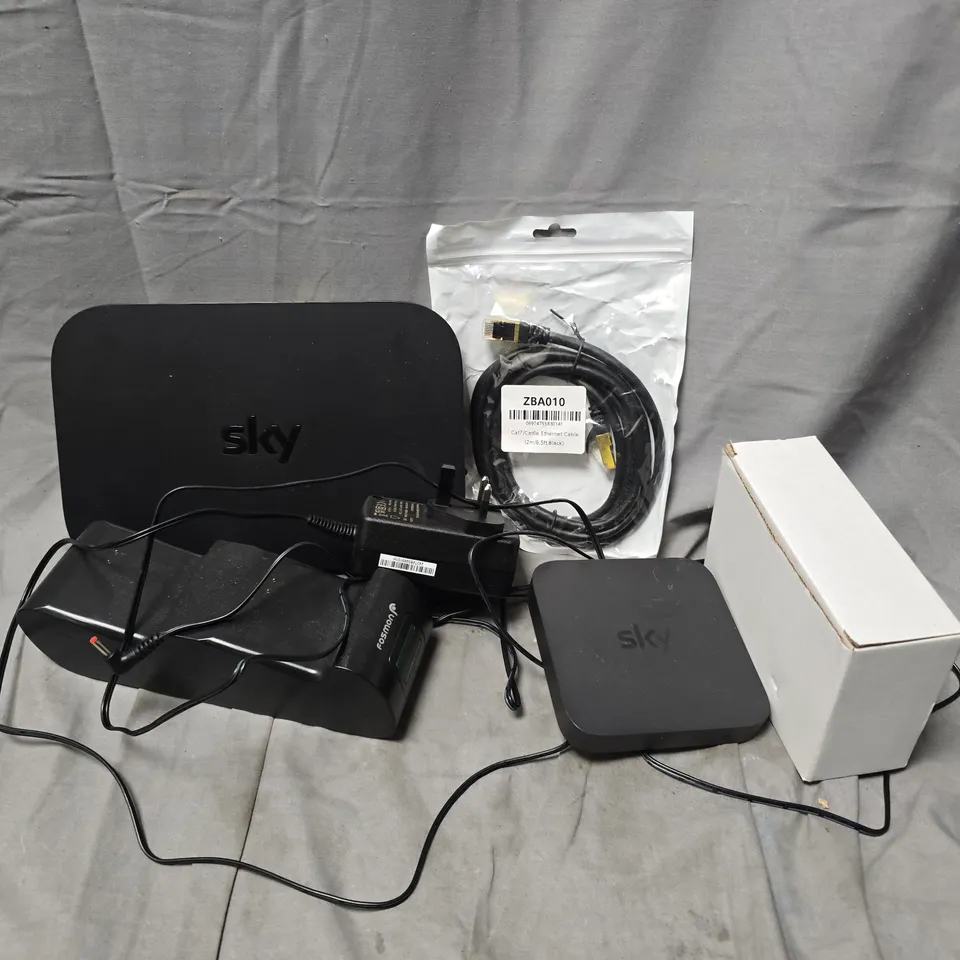 APPROXIMATELY 12 ASSORTED HOUSEHOLD ITEMS TO INCLUDE ROUTER, ETHERENT CABLE, POWER SUPPLY, ETC