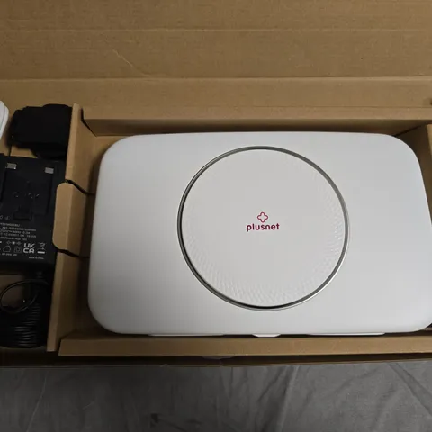 PLUSNET HUB TWO ROUTER – GRV957U WAC34-A, BOXED