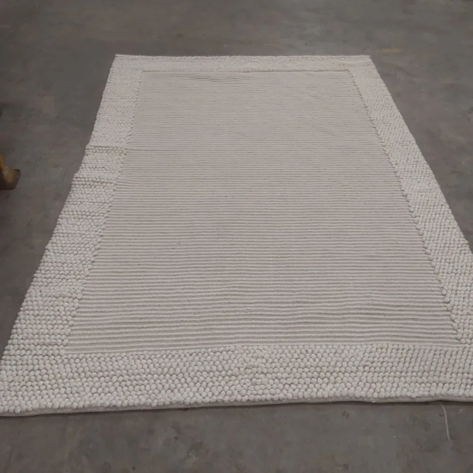 QUALITY DESIGNER AREA RUG - APPROXIMATELY 230 x 155cm