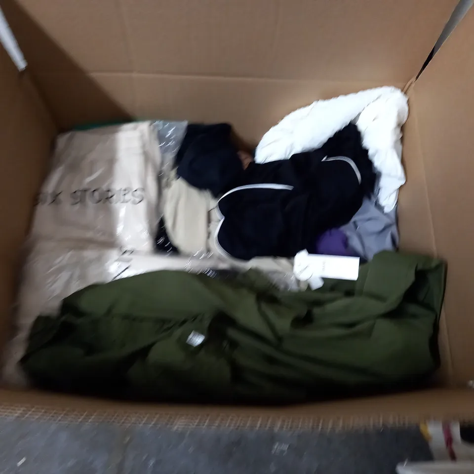 LARGE QUANTITY OF ASSORTED CLOTHING ITEMS TO INCLUDE PRETTYLITTLETHING, SIX STORIES AND LINDEX