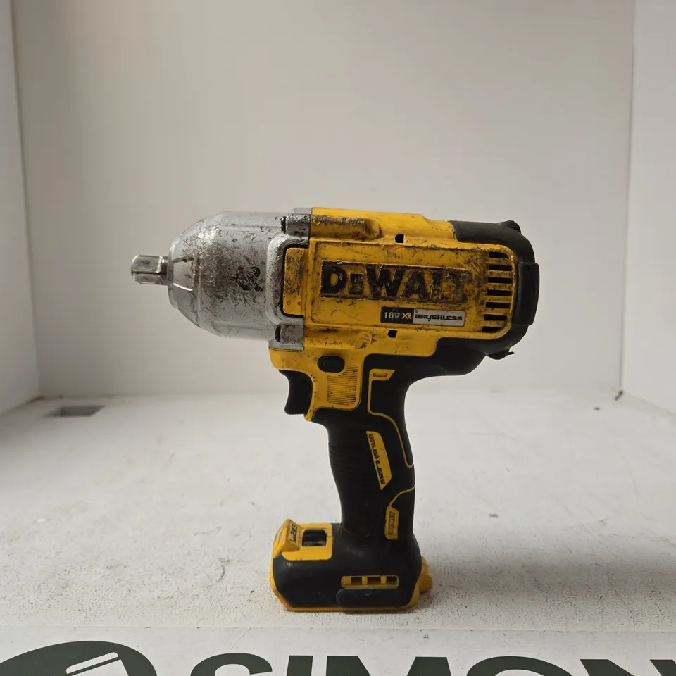 DEWALT DCF899 18V XR BRUSHLESS IMPACT DRIVER