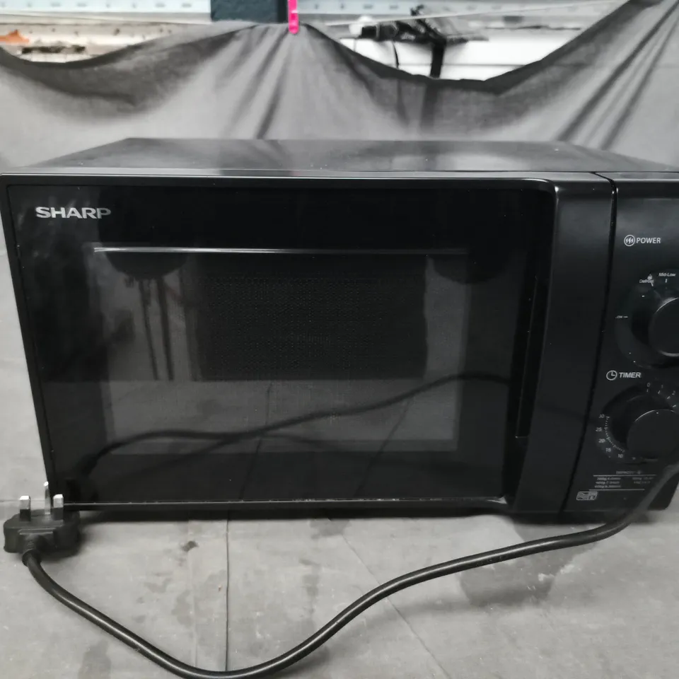 BOXED DAEWOOD 20 L 800W MICROWAVE 