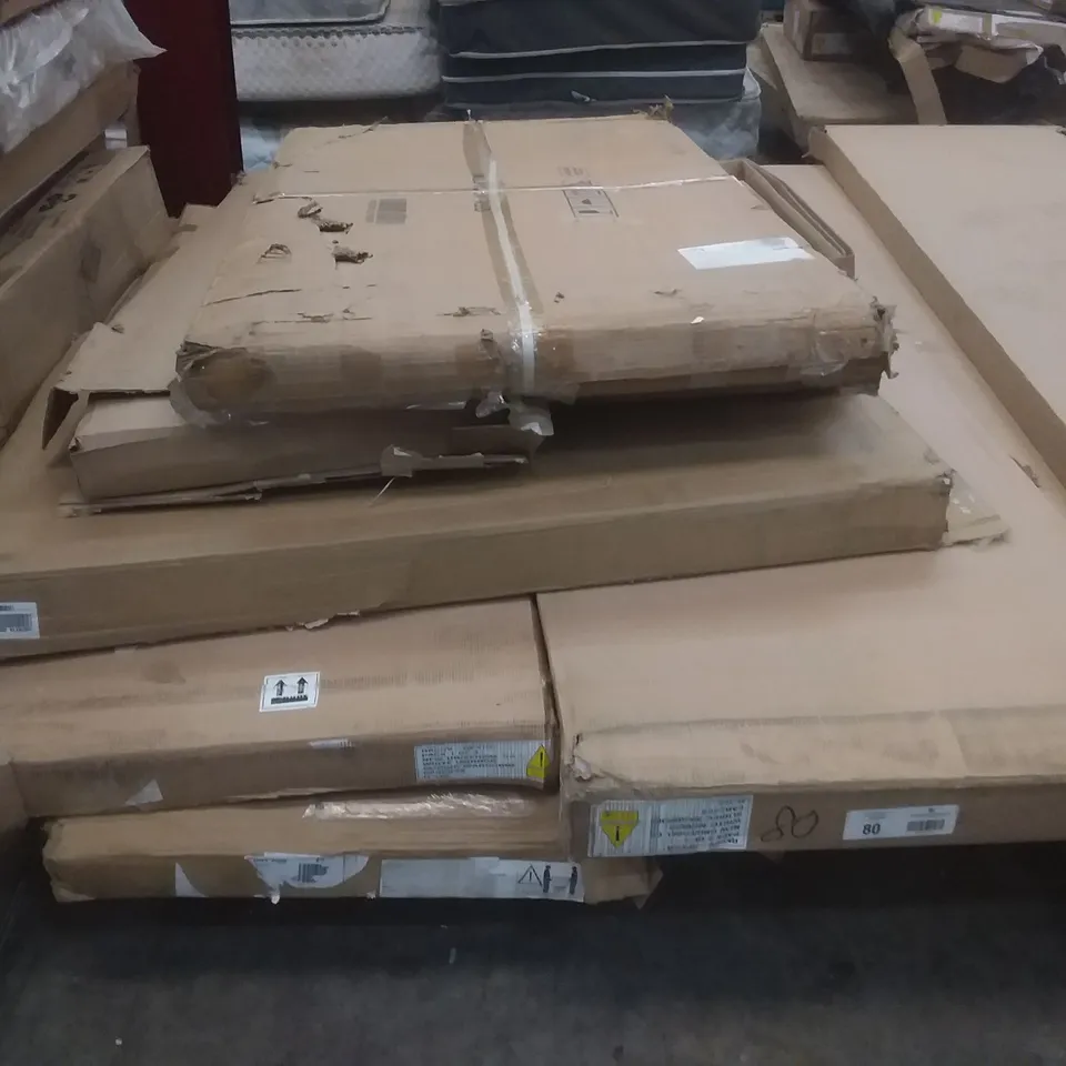 PALLET OF ASSORTED FLAT PACK FURNITURE ITEMS
