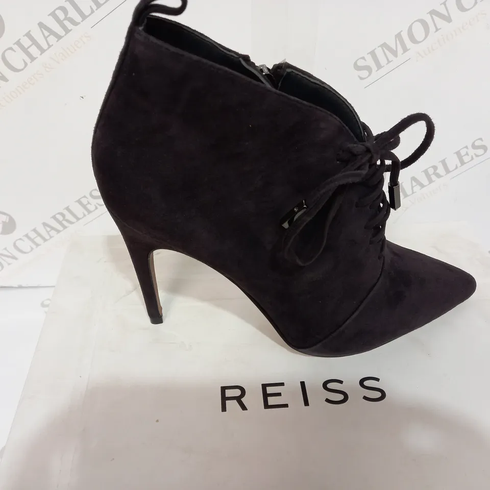BOXED REISS SUEDE CHOCOLATE BOOT HEELS - SIZE 5