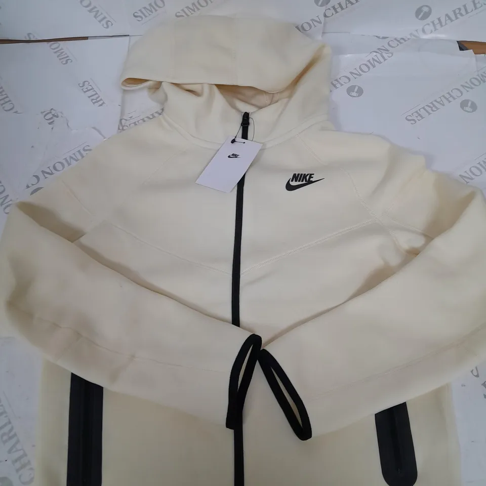 NIKE ZIPPED FLEECE TECH JACKET SIZE L - KIDS