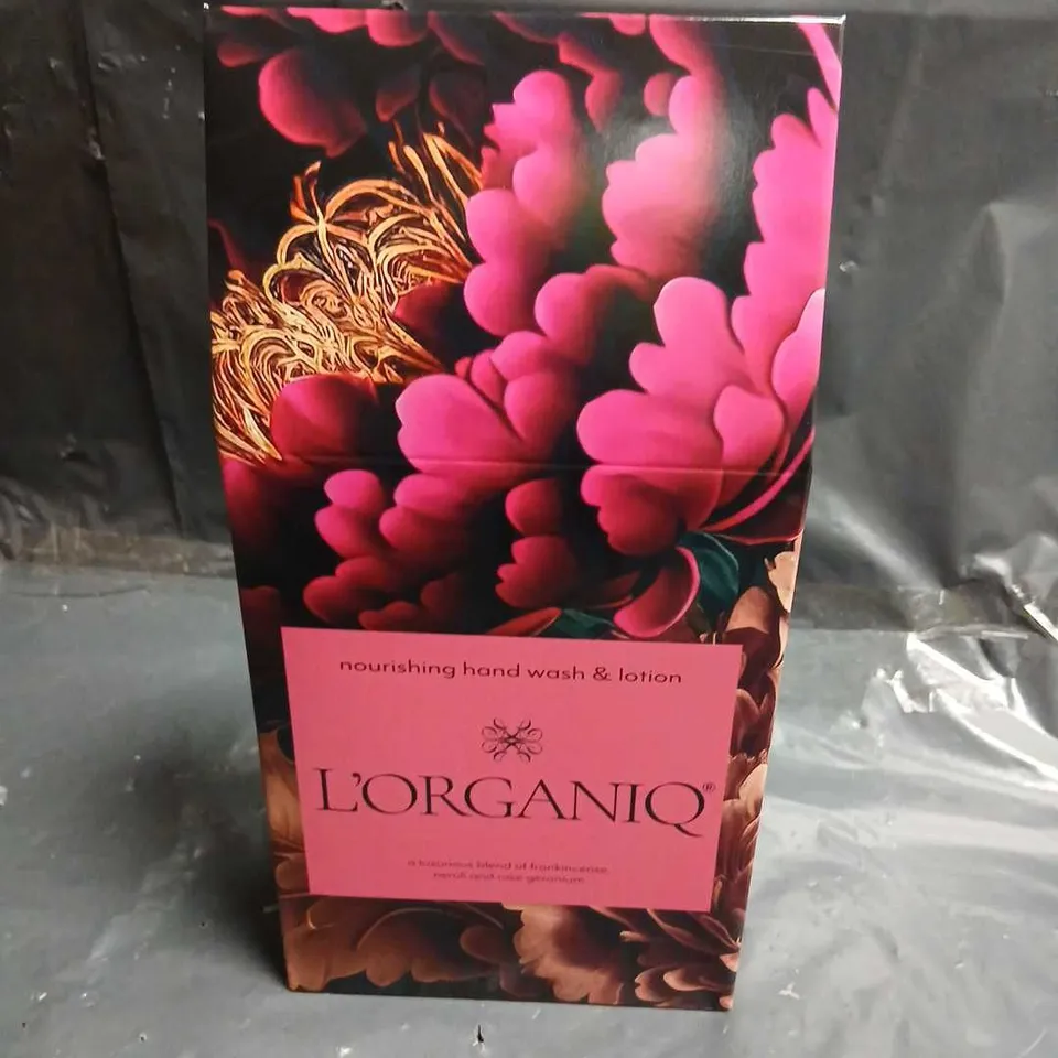 APPROXIMATELY TEN L'ORGANIQ NOURISHING HAND WASH & LOTION GIFT SET – 2 X 200ML