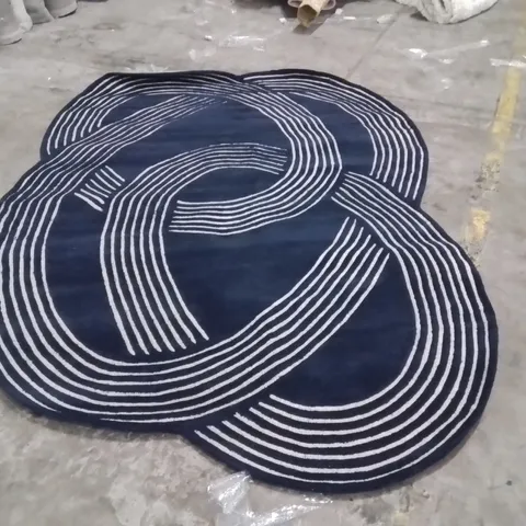 QUALITY DESIGNER AREA RUG - APPROXIMATELY 270X190