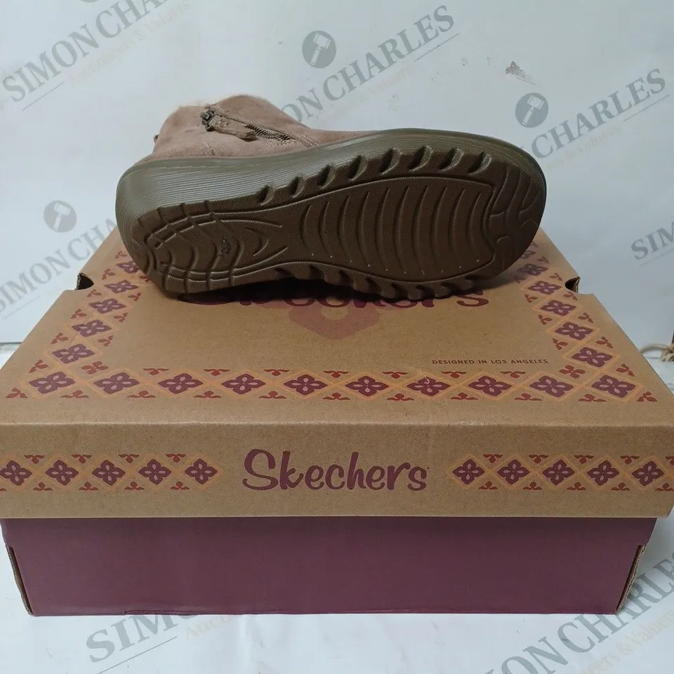 SKECKERS OFF HOURS MUSHROOM TAUPE SUEDE WEDGE HEEL ANKLE BOOT