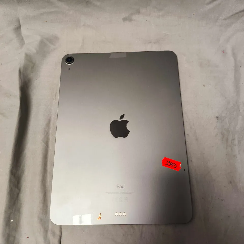 APPLE IPAD TABLET - A2316