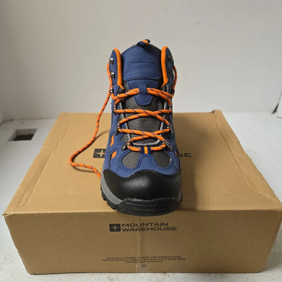 MOUNTAIN WAREHOUSE ADVENTURER WATERPROOF HIKING BOOTS – UK 8