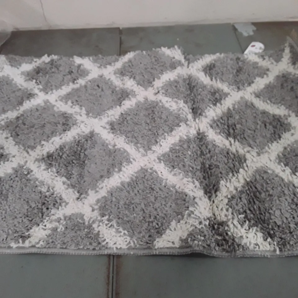 BRAND NEW PACO HOME GREY SIDE RUG 50 X 80CM 