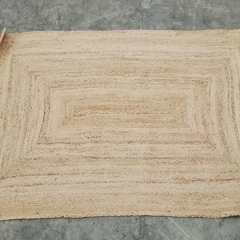 QUALITY DESIGNER AREA RUG - APPROXIMATELY 170CM X 120CM - NATURAL 