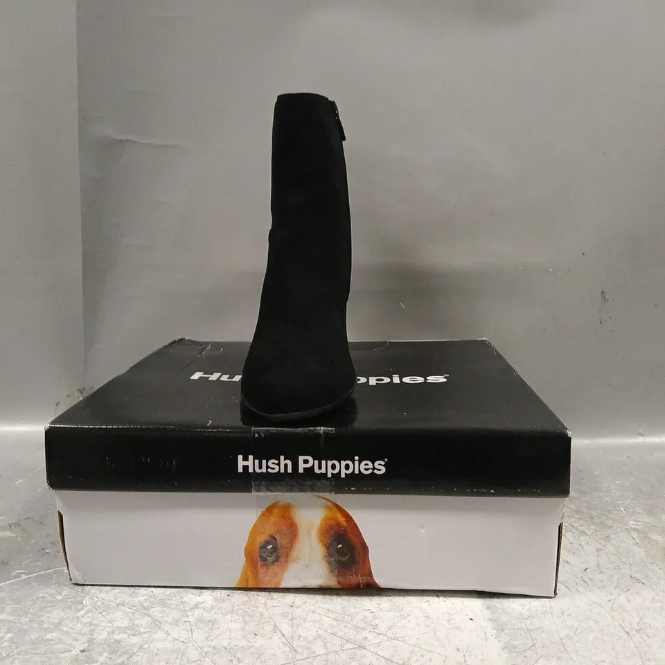 BOXED PAIR OF HUSH PUPPIES OCTAVIA HEEL BOOTS IN BLACK SIZE UK 6
