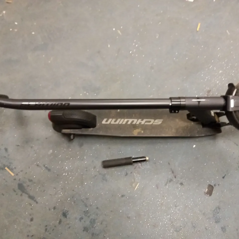 SCHWINN BLACK SCOOTER