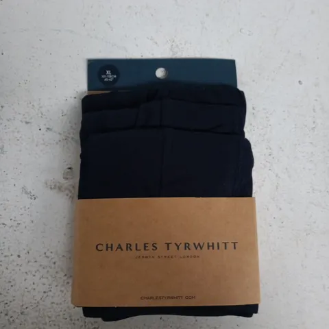 CHARLES TYRWHITT NAVY BOXERSβ MEN'S, XL (UK 40-42)