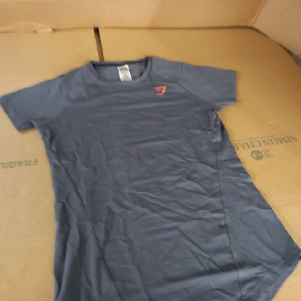 GYMSHARK GREY T-SHIRT - M