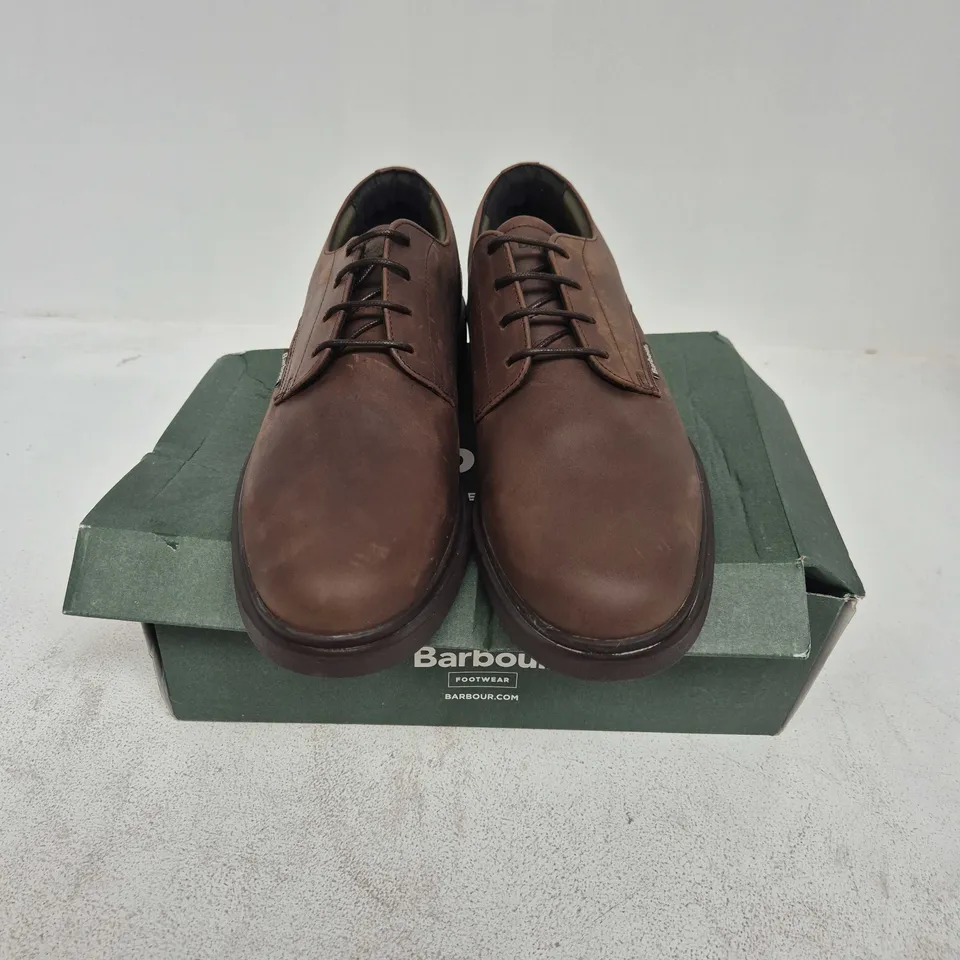 BOXED PAIR OF BARBOUR CARTHY DERBY SHOES IN DARK BROWN - SIZE 11