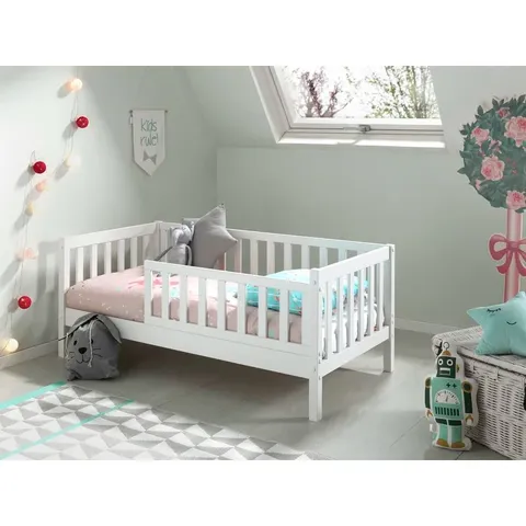 BOXED COT BED / TODDLER (70 X 140CM) BED FRAME (1 BOX)