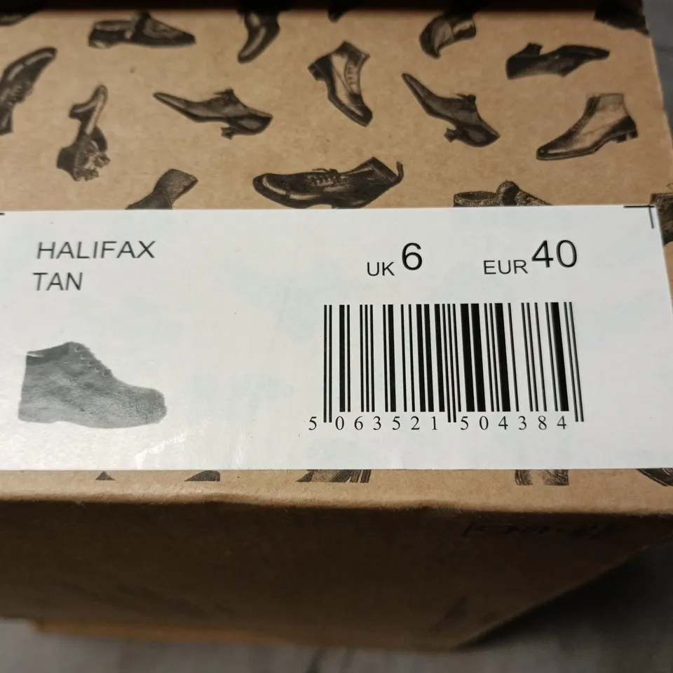 BOXED JONES BOOTMAKER HALIFAX TAN LEATHER BOOTS, UK 6 (EU 40)