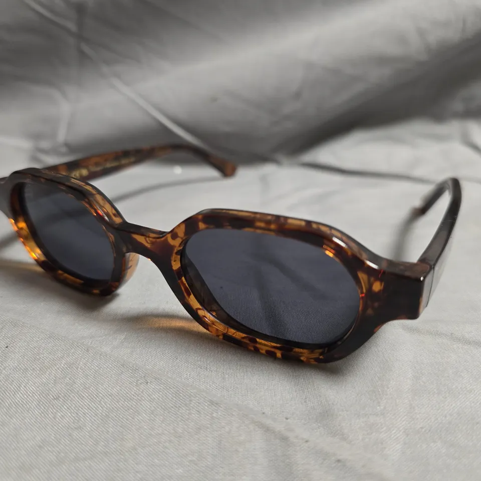 MELLER TORTOISESHELL SUNGLASSES – CAT.3 LENSES – TAN-TUTCAR