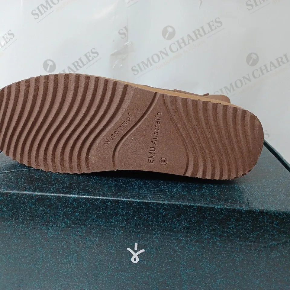 EMU ELECTRA WATERPROOF BOOT OAK SIZE 8