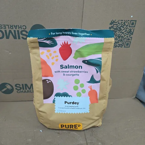 PURE PET FOOD PURDEY SALMON WITH SWEET STRAWBERRIES & COURGETTE (2.3KG)