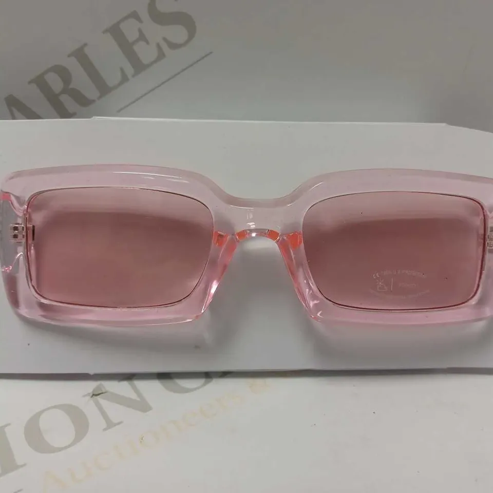 BERSHKA PINK SQUARED SUNGLASSES 