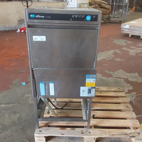 MEIKO UNDERCOUNTER DISHWASHER UPSTER U500S WITH STAND