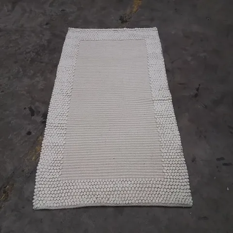 QUALITY DESIGNER AREA RUG - APPROXIMATELY 145X80CM