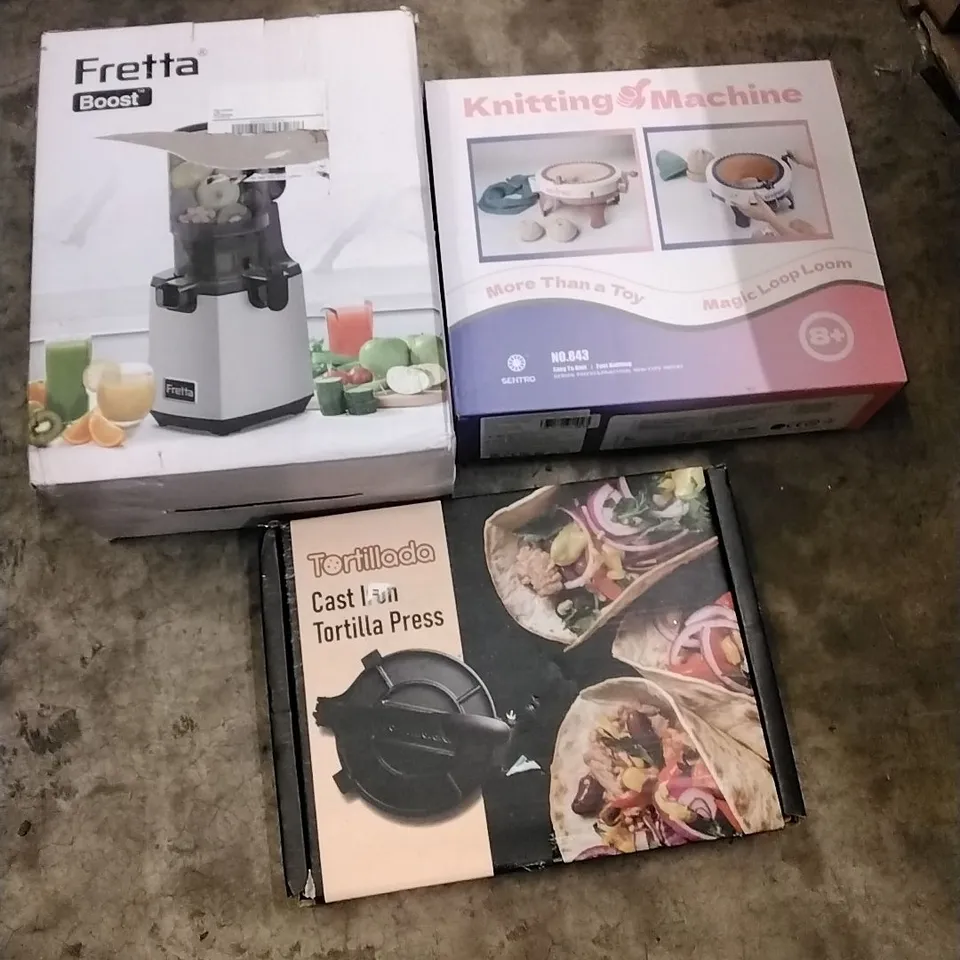 PALLET OF HOUSEHOLD ITEMS TO INCLUDE JUICER,KNITTING MAC,CAST IRON TORTILLA PRESS,SHOE RACK AND OTHER ASSORTED ITEMS...