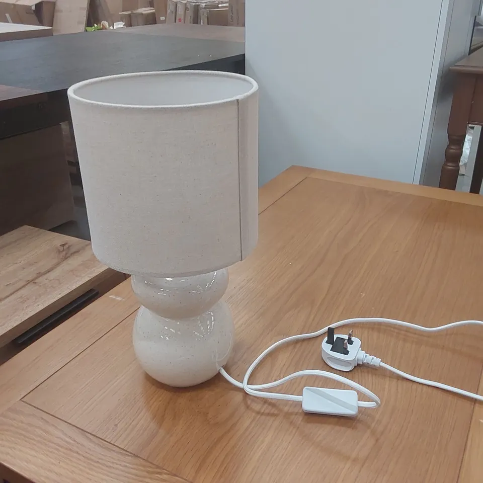 34CM TABLE LAMP BASE COLOUR: BEIGE