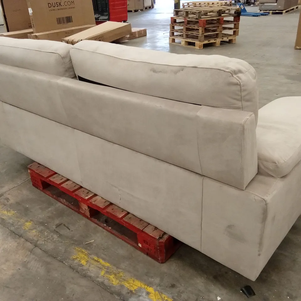 KANSAS 3 SEATER SOFA, CHAMPAGNE CLASSIC VELVET 