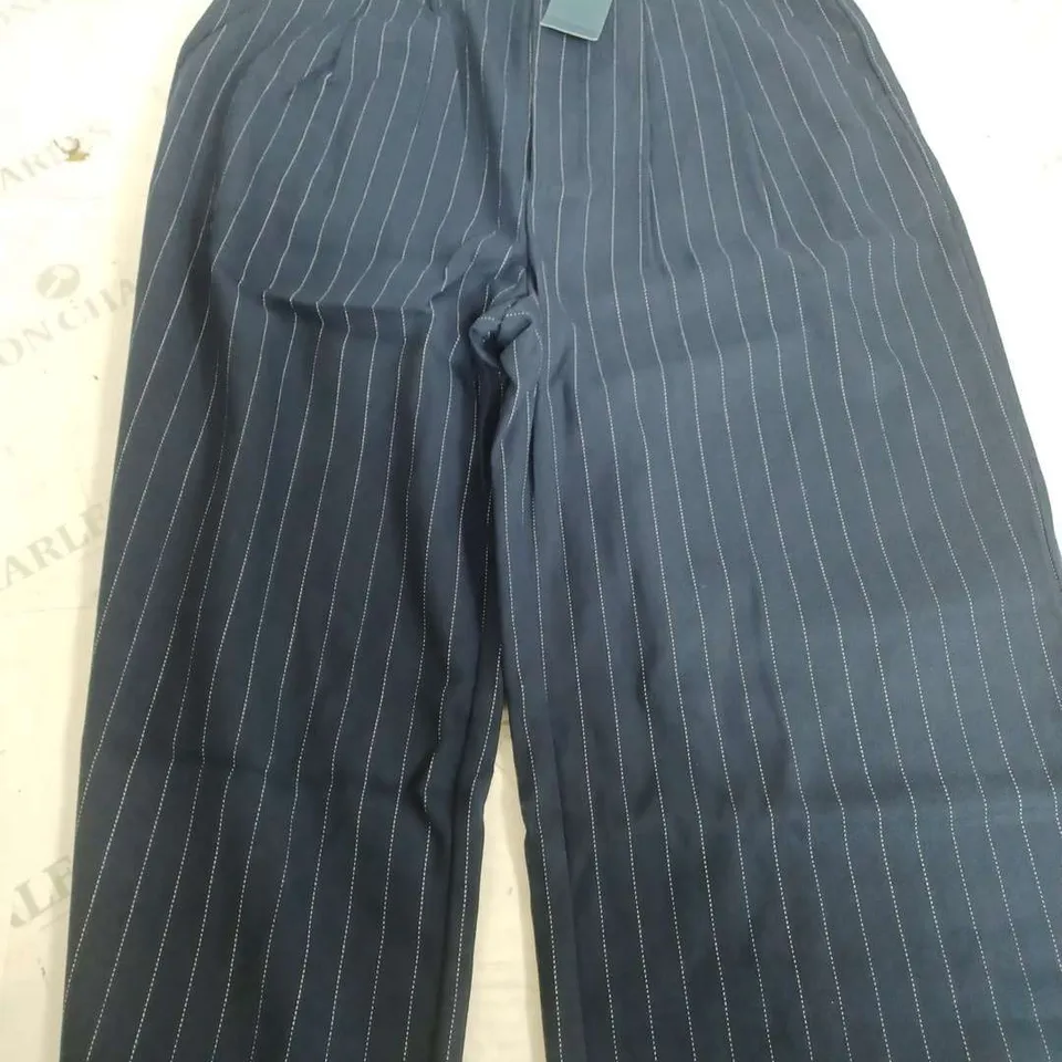 HOLLISTER ULTRA HIGH RISE WIDE LEG NAVY TROUSERS - XS