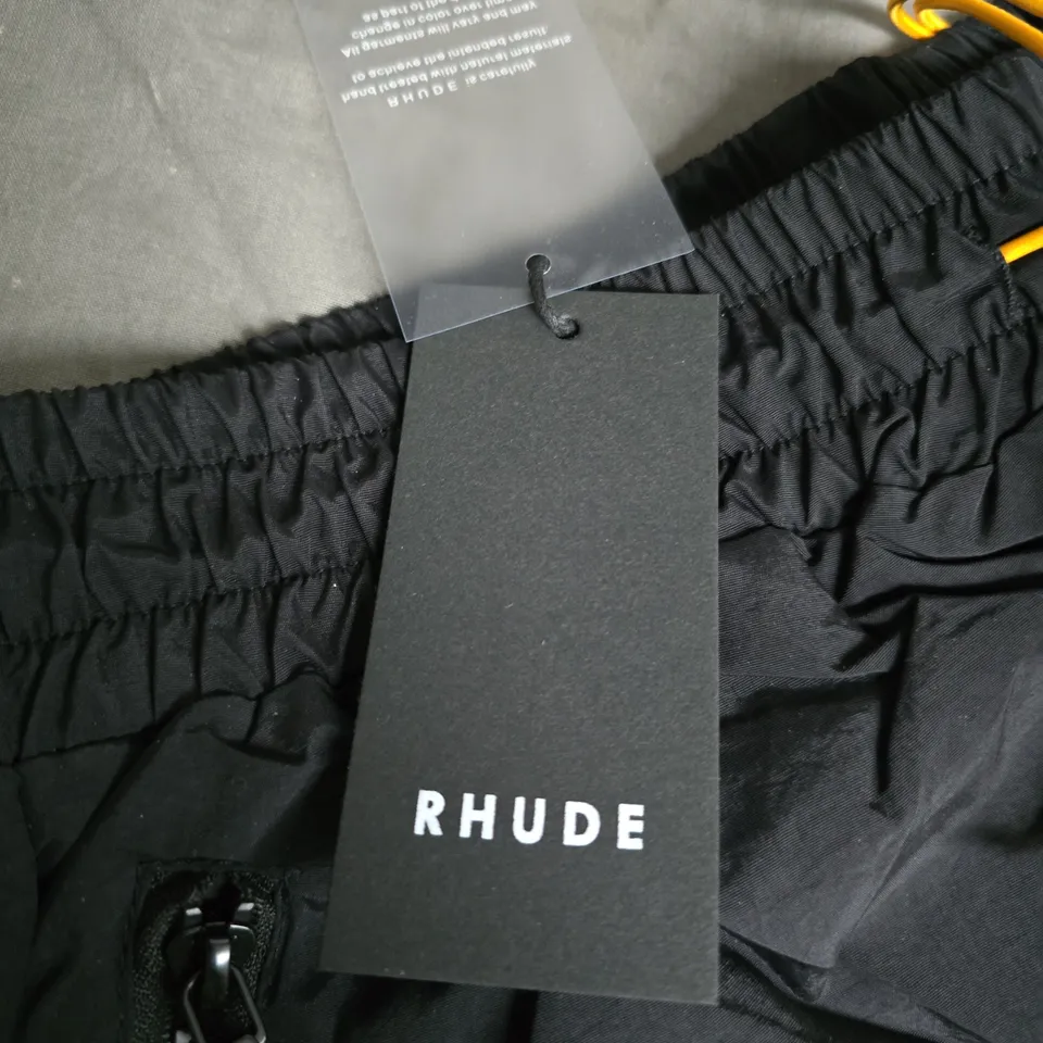 RHUDE BLACK LOGO-PRINT DRAWSTRING SHORTS – MEN'S SIZE L 