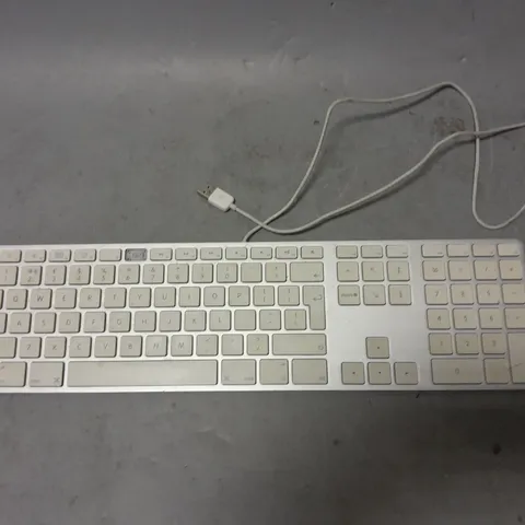 APPLE WIRED KEYBOARD - A1243