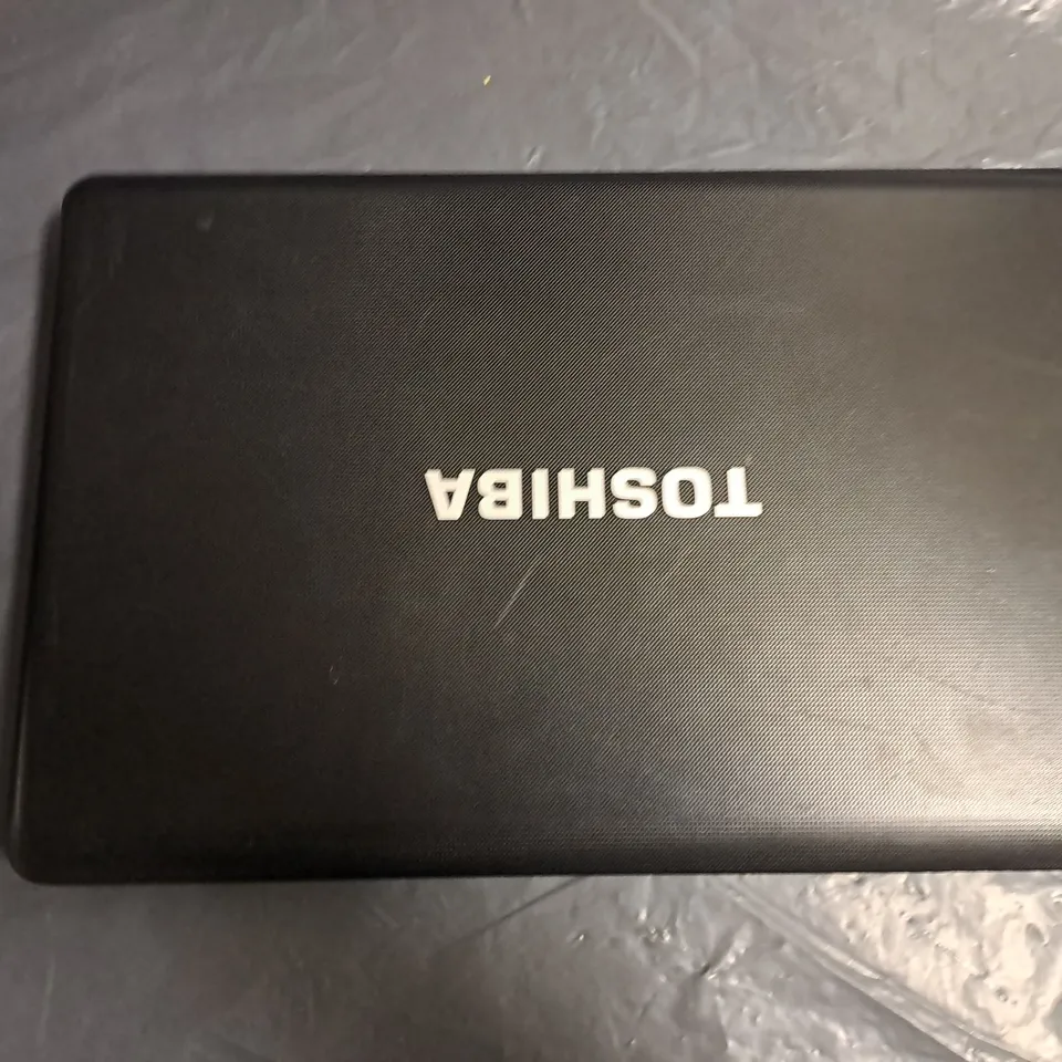 TOSHIBA SATELLITE PRO C660-1LR LAPTOP