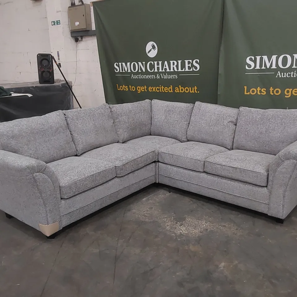DURY CHUNKY WEAVE STANDARD BACK CORNER GROUP SOFA RRP £1349
